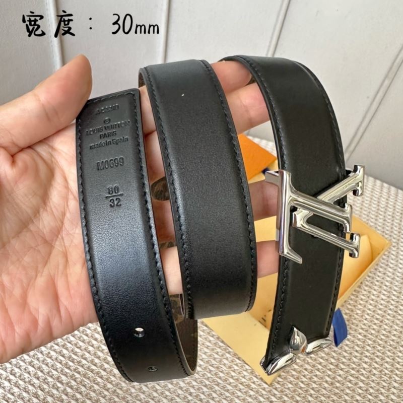 l0vis Vvtt0n belts